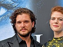 СМИ: Звезда сериала "Игра престолов" планирует сыграть свадьбу