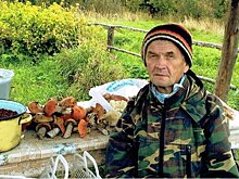 Печник-самоучка знает наизучть 1660 стихов, сочиняет стихи сам и выпустил книгу