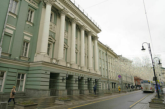 В Доме Союзов наградили мам-инвалидов