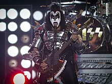 Основатель Kiss ответил на обвинения в домогательствах