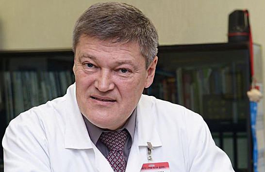 Главврач московской больницы покинул должность после скандала с медсестрами