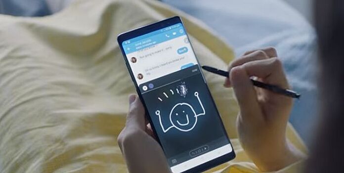 Назван смартфон с самым лучшим экраном