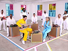 Ариана Гранде и The Roots исполнили песню на Nintendo Labo