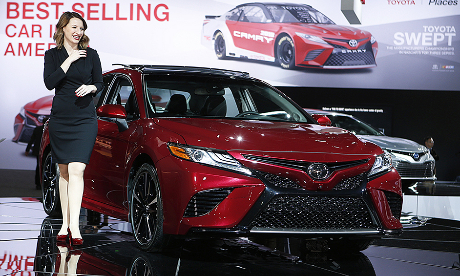 Продажи Toyota Camry упали на 6 тысяч штук, до 24,5 тысячи авто.