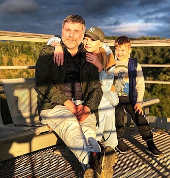 Редкий кадр: Ольга Медынич с мужем и сыном
