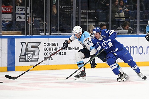 Хоккейная «Сибирь» выиграла у московского «Динамо» счетом 4:3 по буллитам
