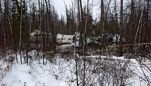 Приостановлены поиски "черного ящика" с L-410