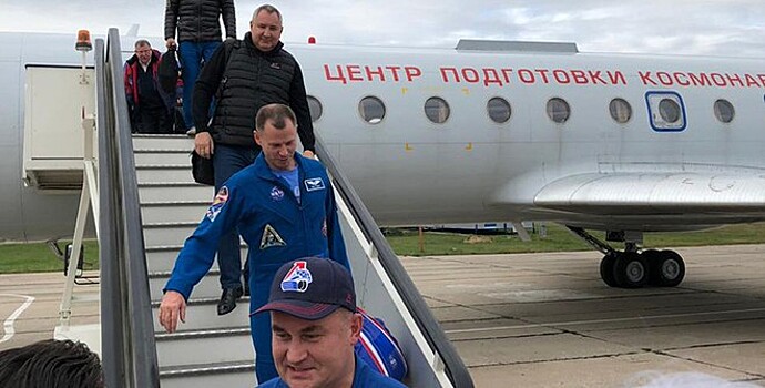 Роскосмос продолжит эксплуатацию самолета Ту-134