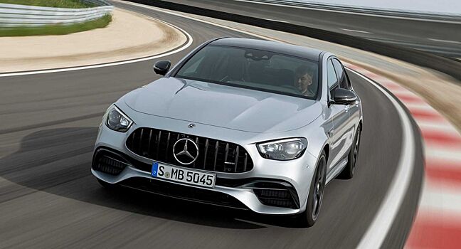 Показали разгон нового Mercedes-AMG E63 S до 300 км/ч