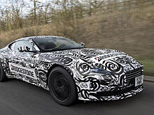 Aston Martin вывел на дороги новый суперкар