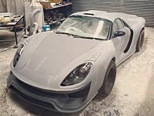 Porsche Boxster постарались превратить в реплику гоночного 911 GT1 Strassenversion