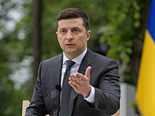Женщина с косой решила убрать Зеленского