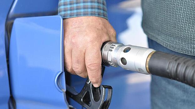 Биржевые цены на бензин начали расти