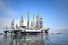 Экономист: привязка рубля к нефти никуда не делась