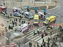 В Польше автомобилист протаранил толпу людей и попытался скрыться с места ДТП (фото)