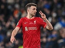 Похороны через 10 дней после свадьбы: вдова погибшего в страшном ДТП футболиста Жоты разрыдалась возле морга