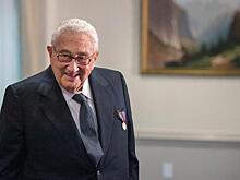 Киссинджер объяснил, почему Запад не должен забывать о России