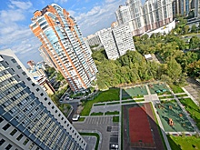 На участке Краснобогатырской появилась универсальная площадка