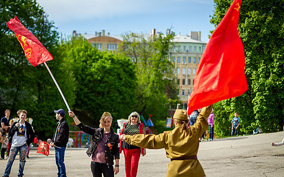 «Ночная ведьма» в кинотеатре и снайпер в роли педагога. 925 фактов о Рязани — выпуск 33