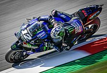 Скандал в MotoGP: Гонщик психанул и четыре круга пытался спалить мотор