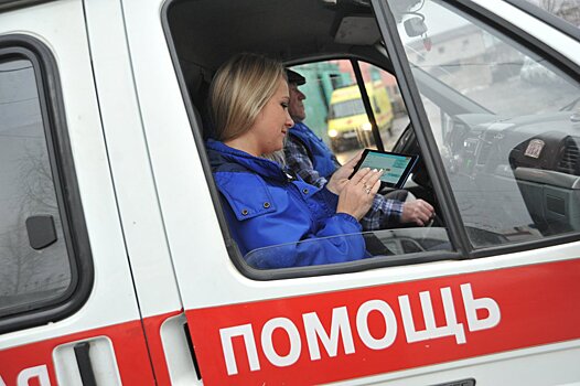 В Ярославле спасатели сняли с окна тело женщины