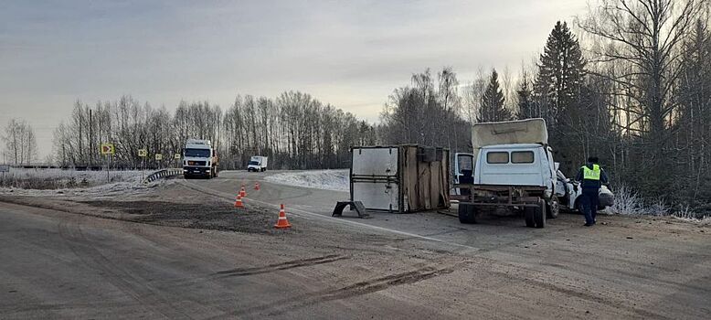 В Удмуртии водитель «Ларгуса» погиб при столкновении с «Газелью»