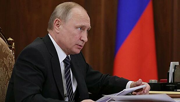 Путин уволил замглавы СК РФ и замминистра юстиции