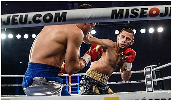 Боксёр из Подмосковья победил в главном бое вечера на турнире в Канаде