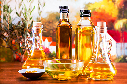 От оливкового до льняного: какое растительное масло выбрать для здорового питания