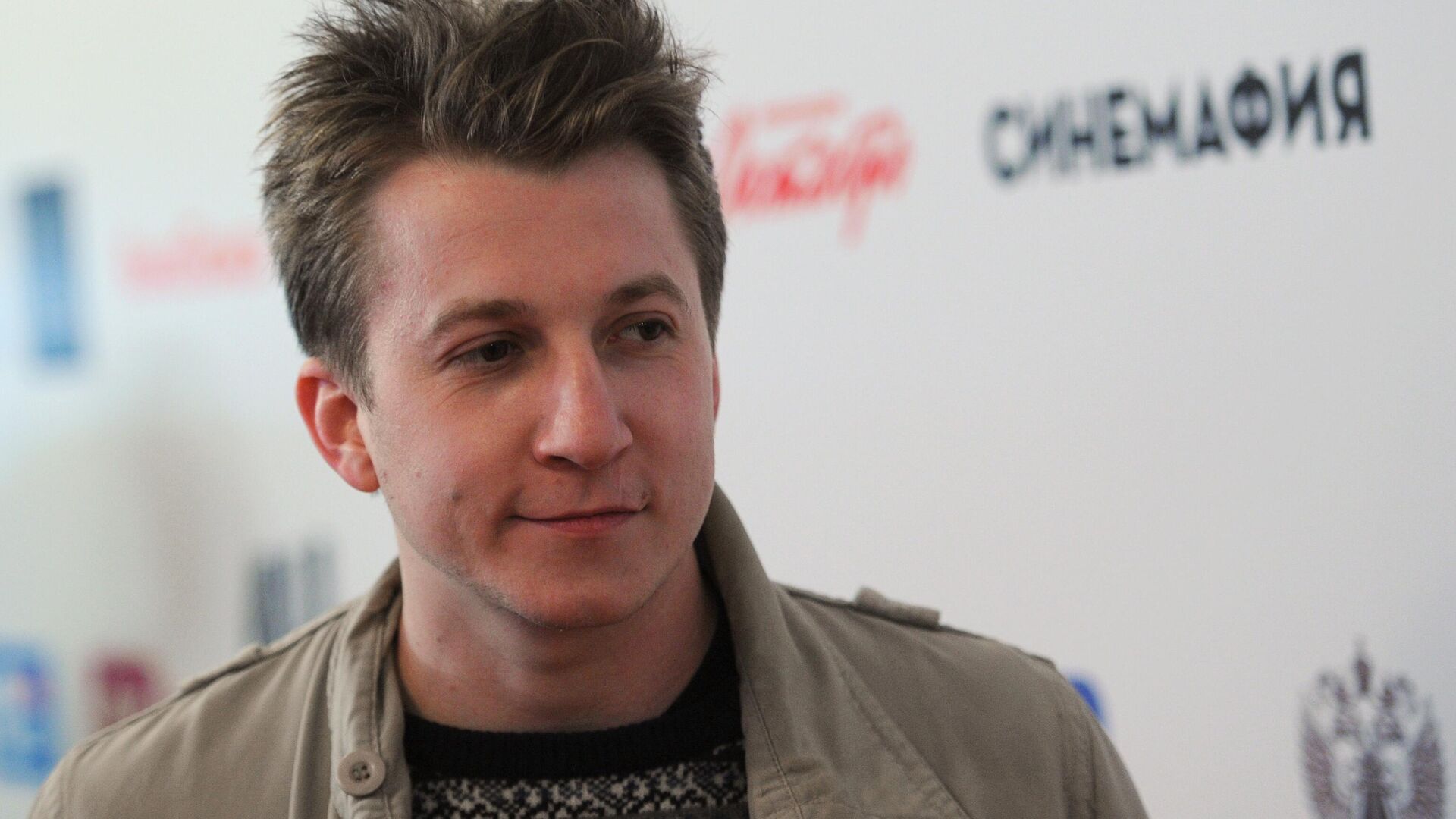 Актер Шаракойс, покинувший Россию, находится на грани выживания