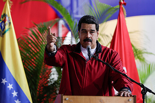 Reuters: венесуэльская PDVSA намерена исключить из управления ее "дочки" американцев