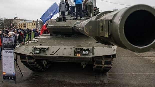 Ольшанский: танки Leopard ВС Украины плывут навстречу сериям ракетных атак Х-50 ВС России