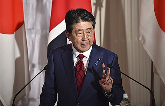 Абэ назвал ситуацию с безопасностью вокруг Японии самой сложной с 1945 года из-за КНДР