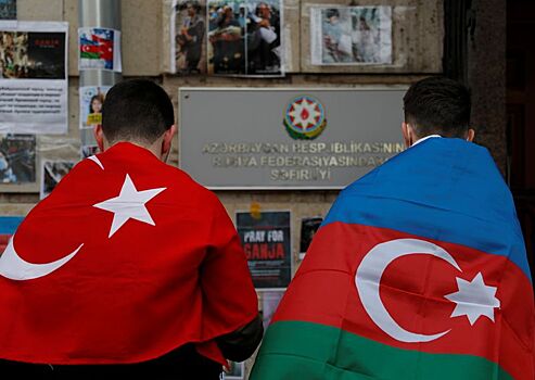 Турция осудила резолюцию Сената Франции по Карабаху