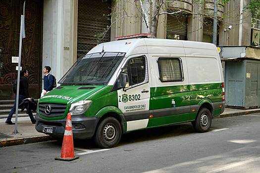 Пенсионер поверил мошенникам и попался в аэропорту с чемоданом наркотиков