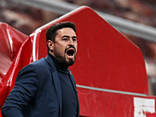 Клотет из-за улыбки на тренировке исключил из заявки на матч «Торпедо» полузащитника Червякова