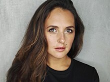 «Горячий» дебют: Мария Шумакова снялась для обложки Maxim