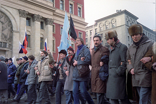 Безнадежный апрель: 23 апреля 1985 года начался развал Советского Союза