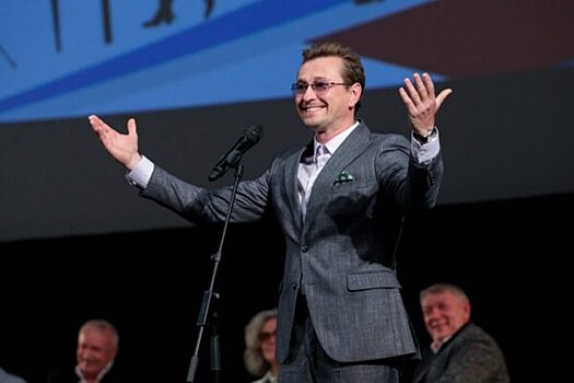 Баку отменил моноспектакль Безрукова, посвященный Есенину