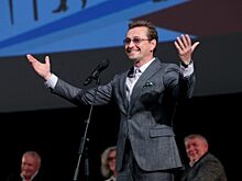 Баку отменил моноспектакль Безрукова, посвященный Есенину