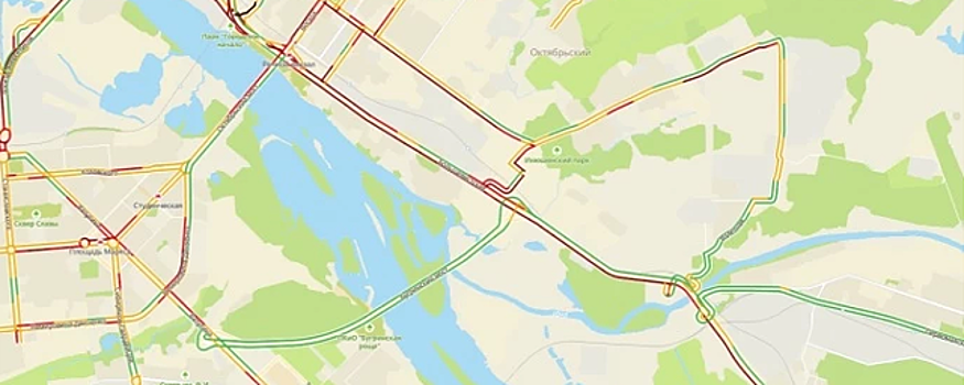 ДТП на Бердском шоссе спровоцировали жуткую пробку, простоять в которой можно четыре часа