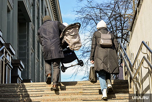 Десятки тысяч свердловчан получили выплату от Соцфонда РФ