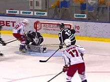 Хоккейный клуб «Ижсталь» завершил игру против тюменского «Рубина» со счётом 7:2