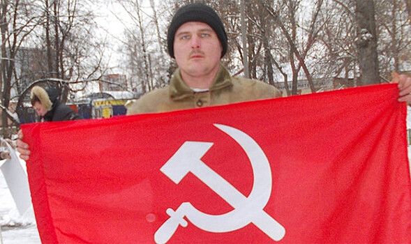 Левого активиста выгнали с заправки «Роснефти»