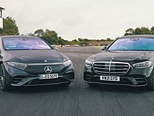 Бензиновый Mercedes-Benz S500 W223 и электрический EQS сравнили на треке
