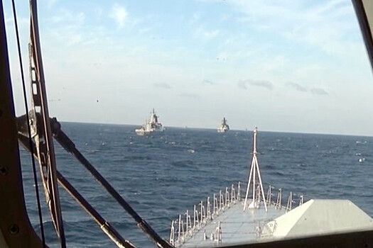 Боевые корабли России и Китая впервые провели совместное патрулирование в Тихом океане