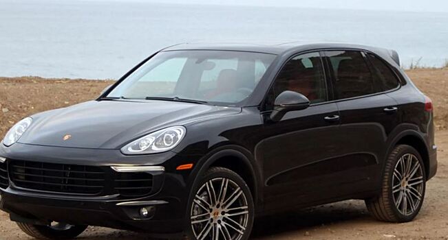 Нечем платить автокредит: приставы изъяли у жителя Дона дорогую машину