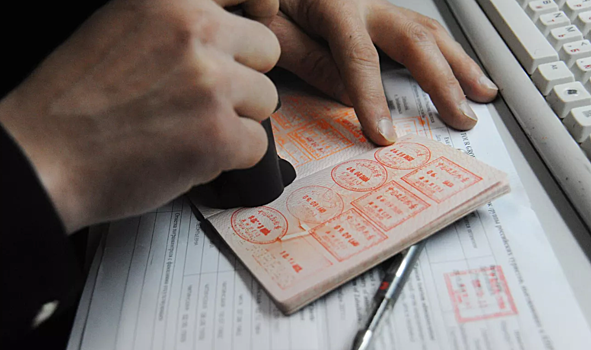 Одна страна упростила выдачу виз для россиян