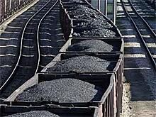 Активисты Гринпис в Финляндии перекрыли путь поезду с углем из РФ