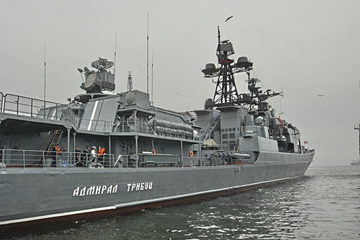 "Адмирал Трибуц" в Японском море уничтожил подлодку условного противника